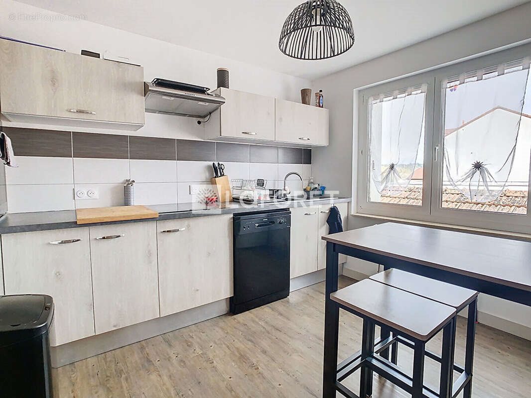 Appartement à vendre, 179m², Neufchâteau