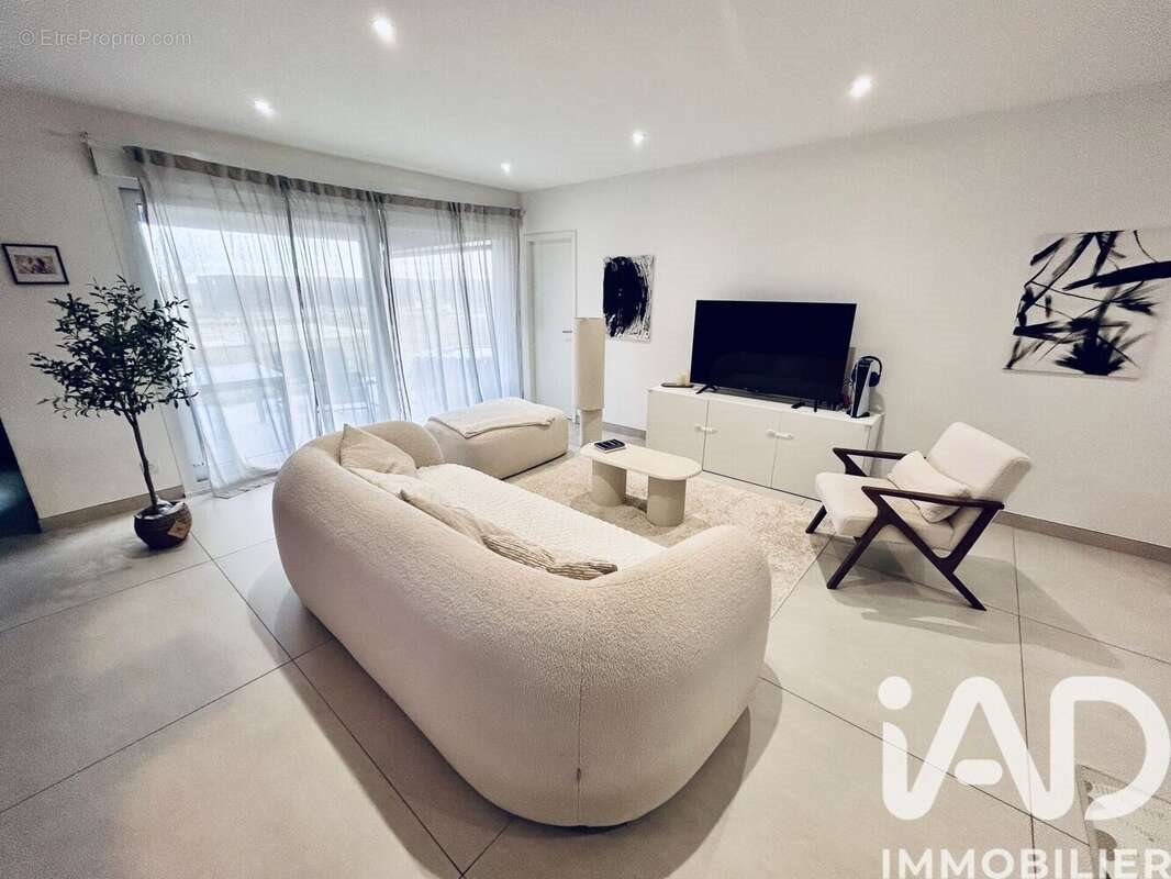 Maison à vendre, 160m², Avril