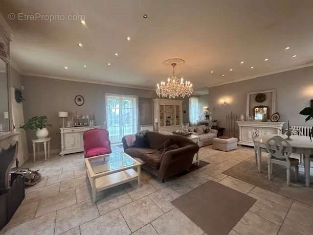 Maison à vendre, 196m², Hommes