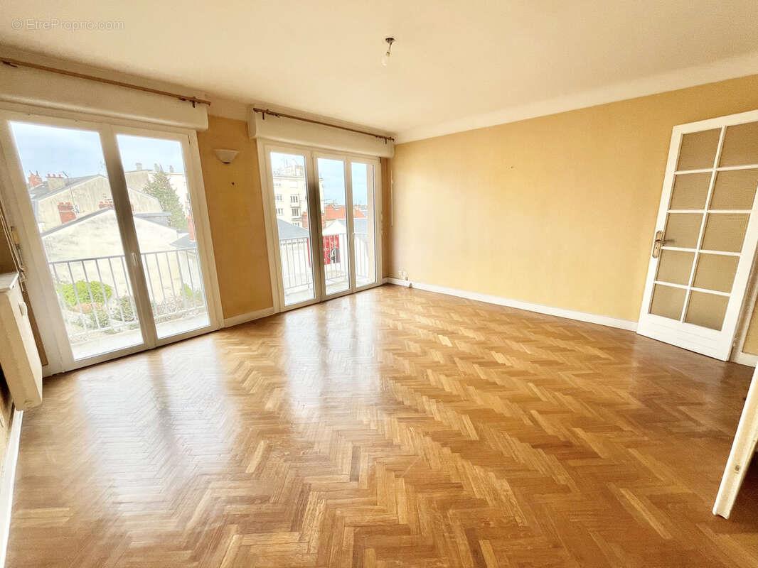 Appartement à vendre, 71m², Limoges