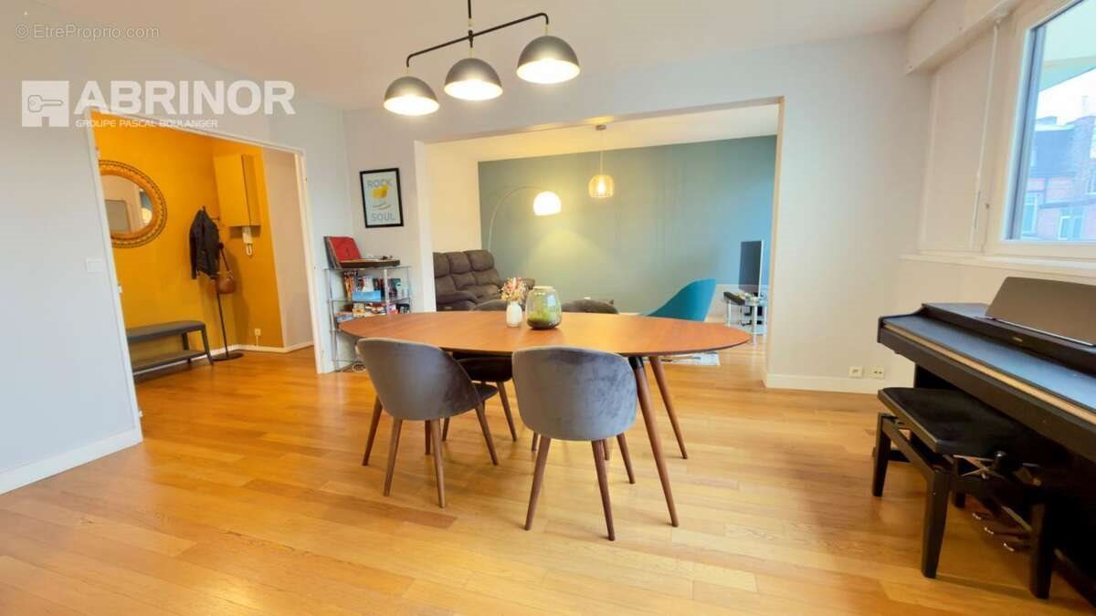 Appartement à vendre, 81m², Capinghem
