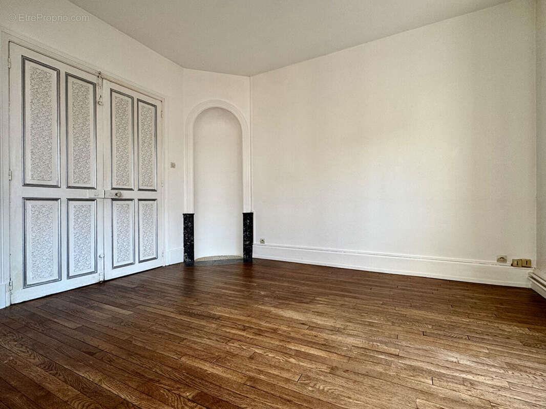 Appartement à vendre, 101m², Pont-Saint-Vincent