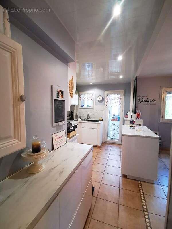 Appartement à vendre, 66m², Toulon