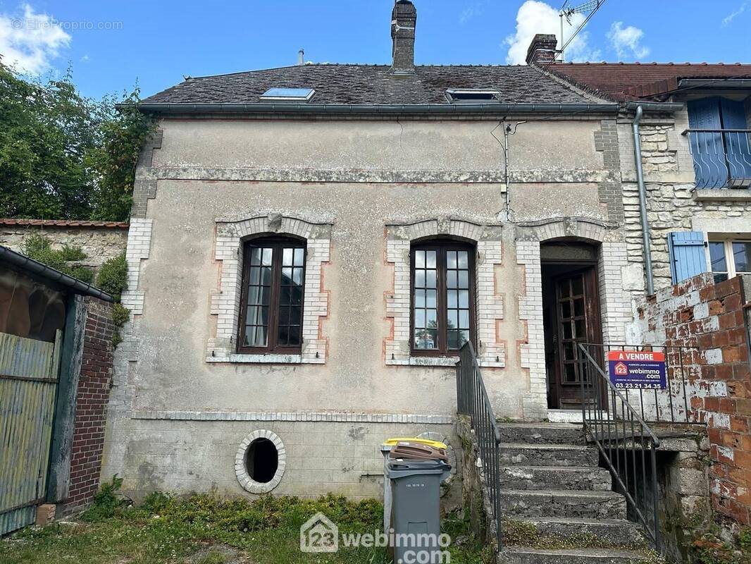 Maison à vendre, 84m², Martigny-Courpierre