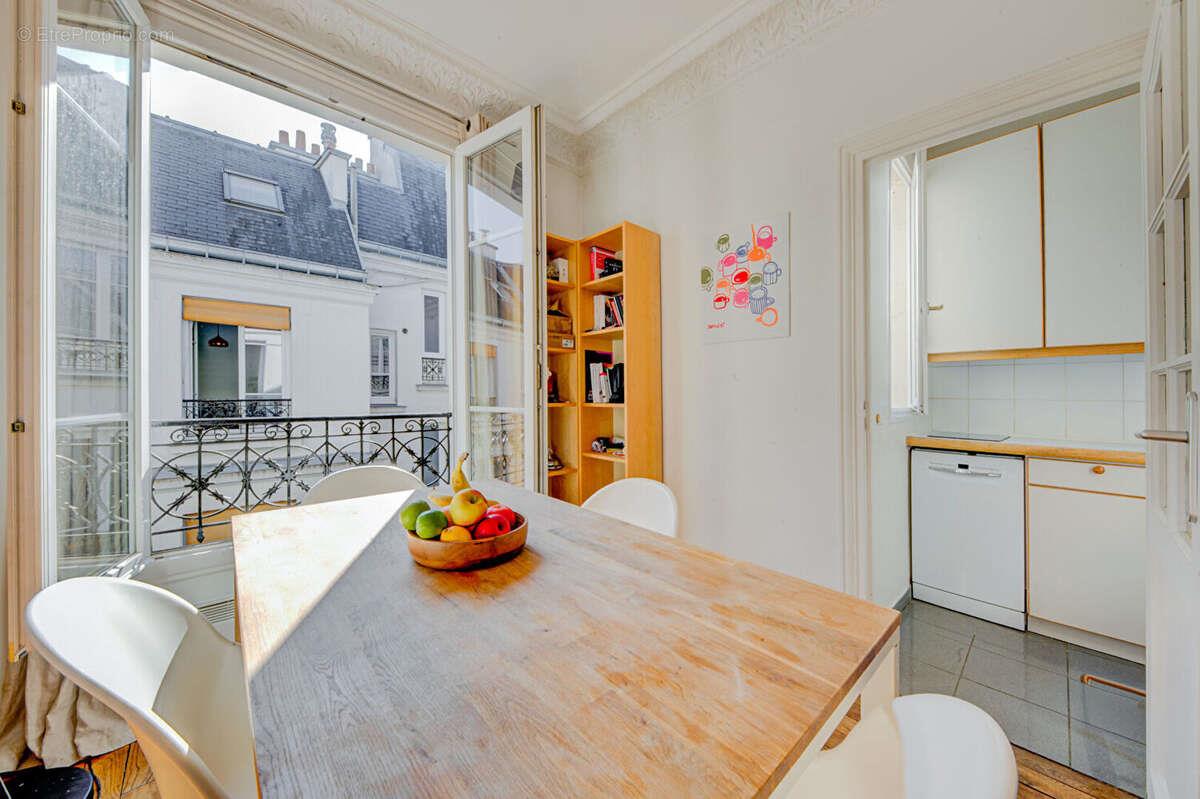 Appartement à vendre, 54m², Paris 9ème