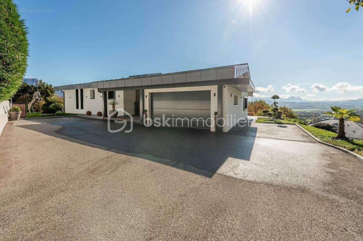 Maison à vendre, 300m², Annecy