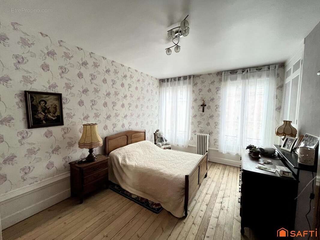 Maison à vendre, 190m², Ribemont