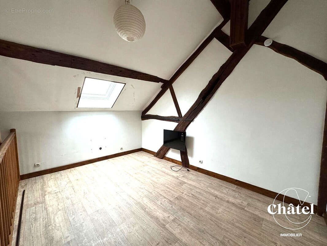 Appartement à vendre, 34m², Pont-Sainte-Maxence