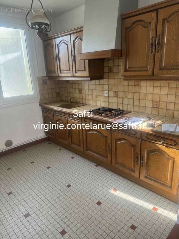 Maison à vendre, 82m², Le Grand-Madieu