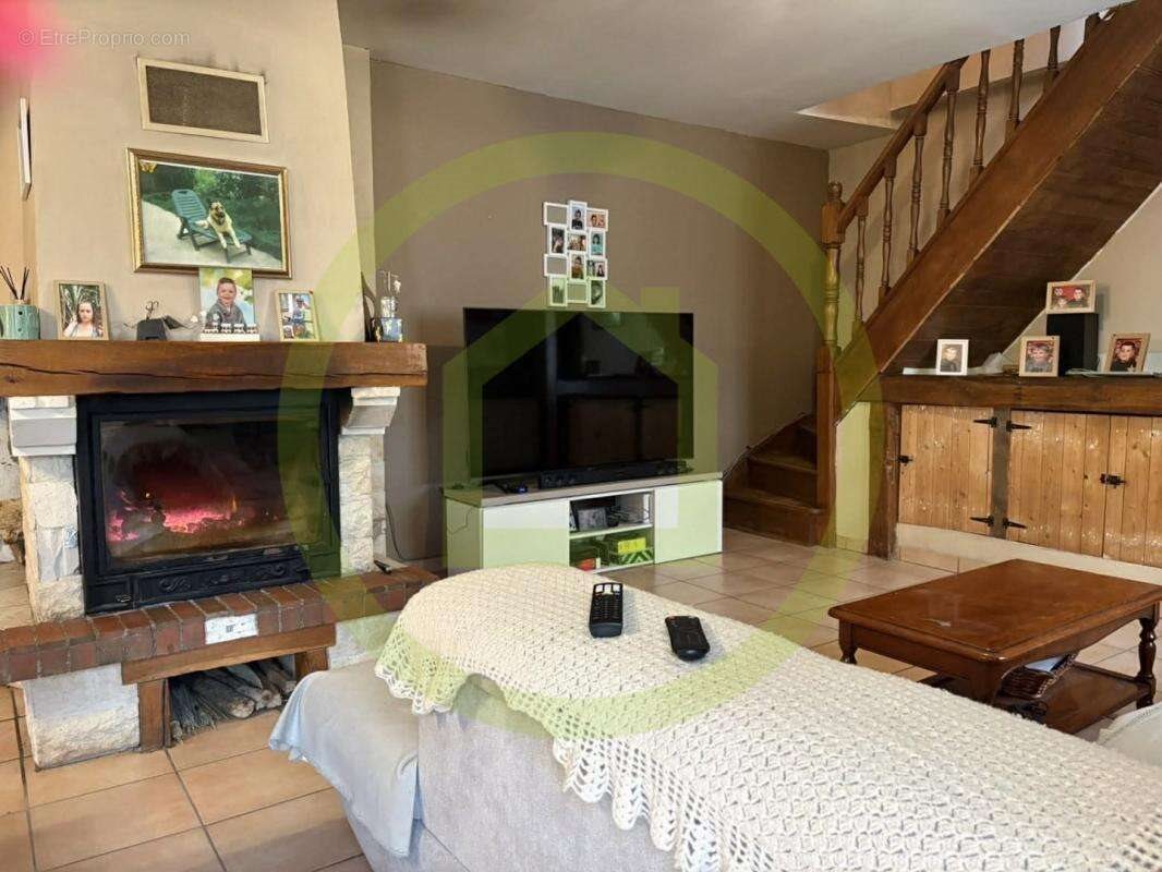 Maison à vendre, 140m², Sempigny