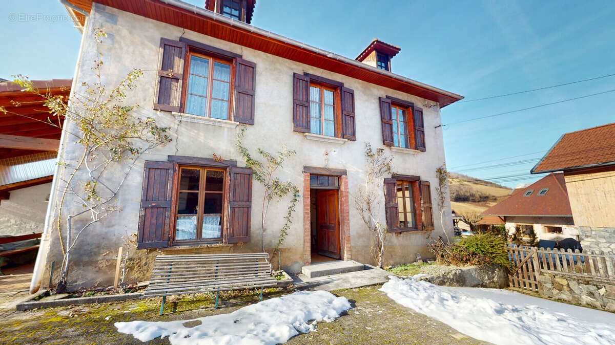 Maison à vendre, 132m², Saint-Martin-d'Uriage