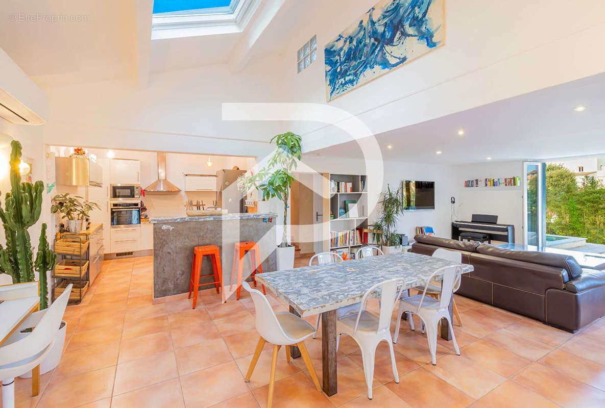 Maison à vendre, 115m², Marseille 12ème