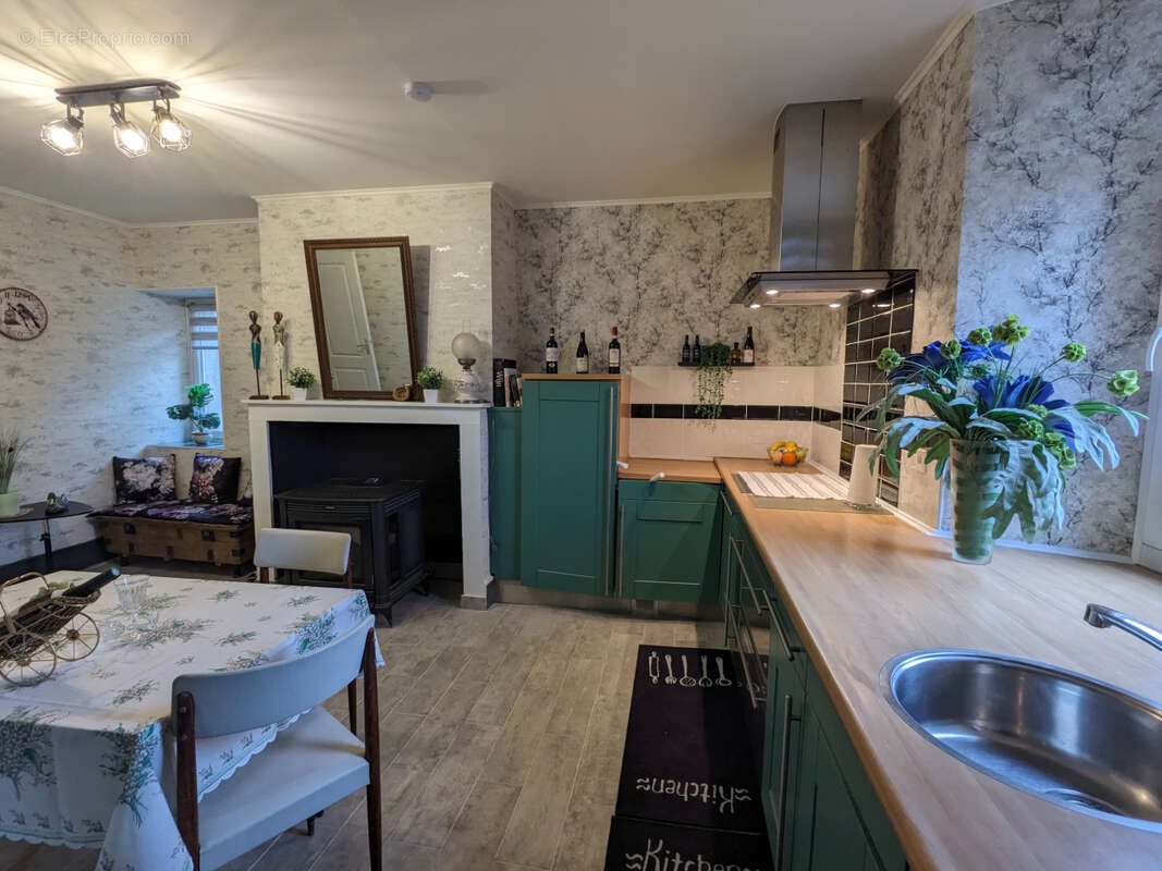 Maison à vendre, 173m², Ainay-le-Château