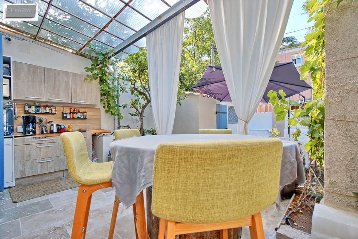 Appartement à vendre, 58m², Toulon