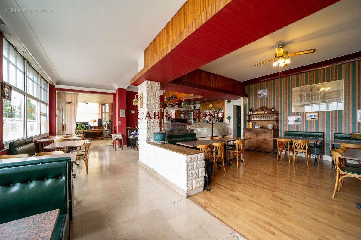 Appartement à vendre, 902m², Chauny