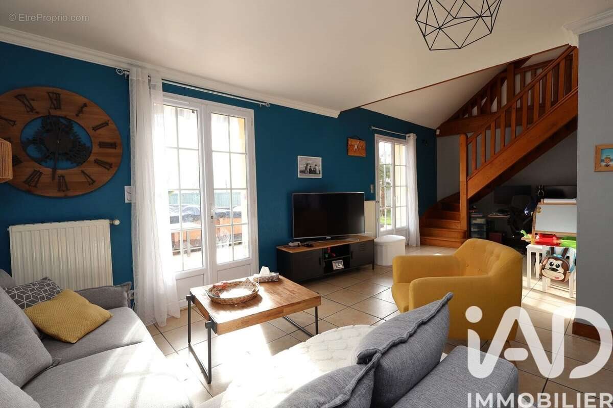 Maison à vendre, 116m², Chemilly