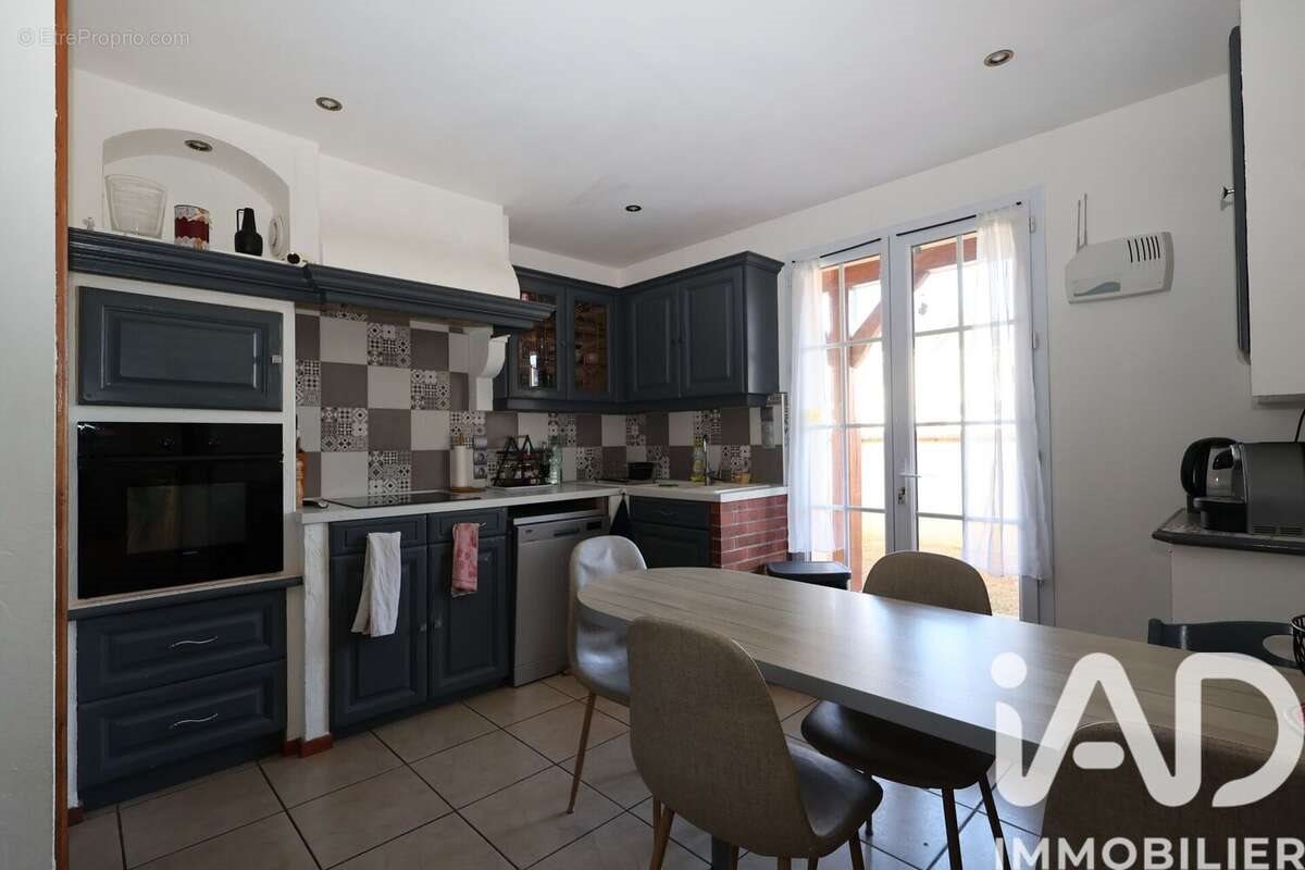 Maison à vendre, 116m², Chemilly