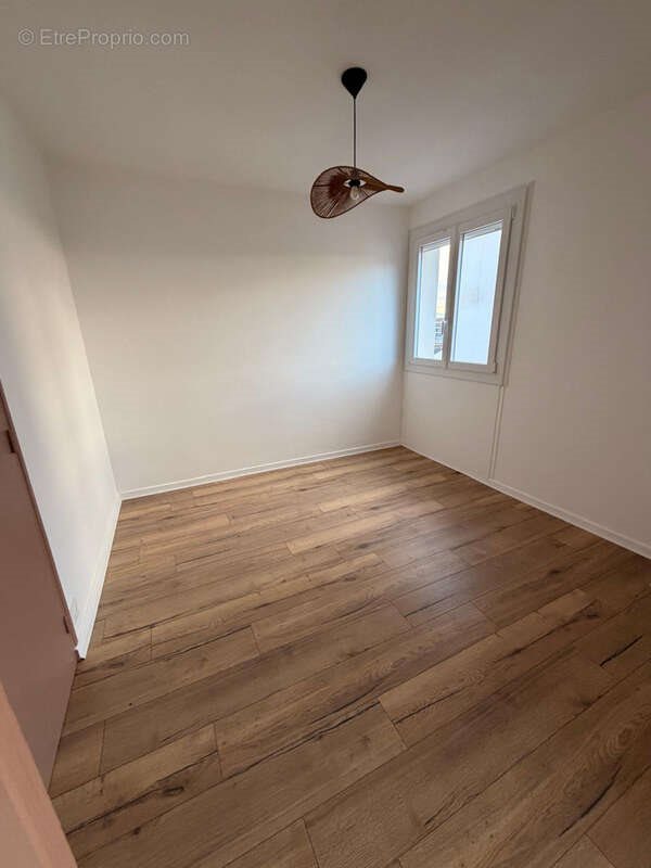 Appartement à vendre, 75m², Guilherand-Granges
