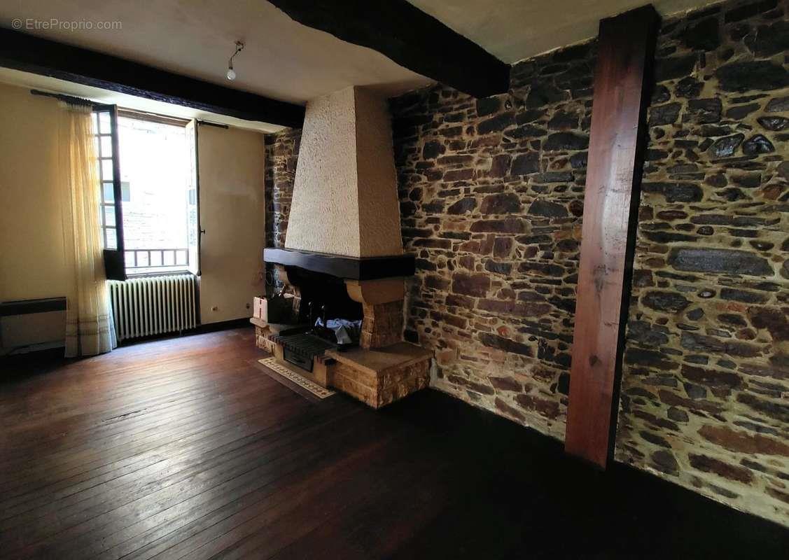 Appartement à vendre, 188m², Réalmont