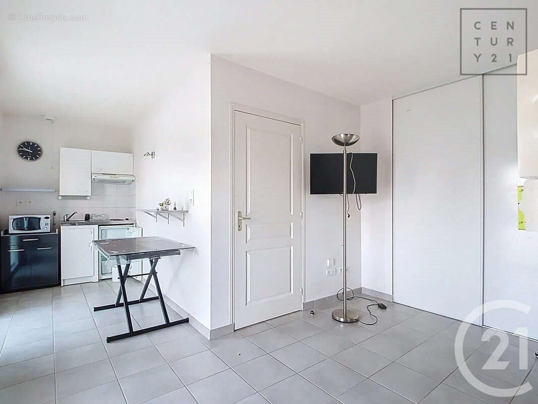 Appartement à vendre, 22m², Saint-Julien-les-Villas