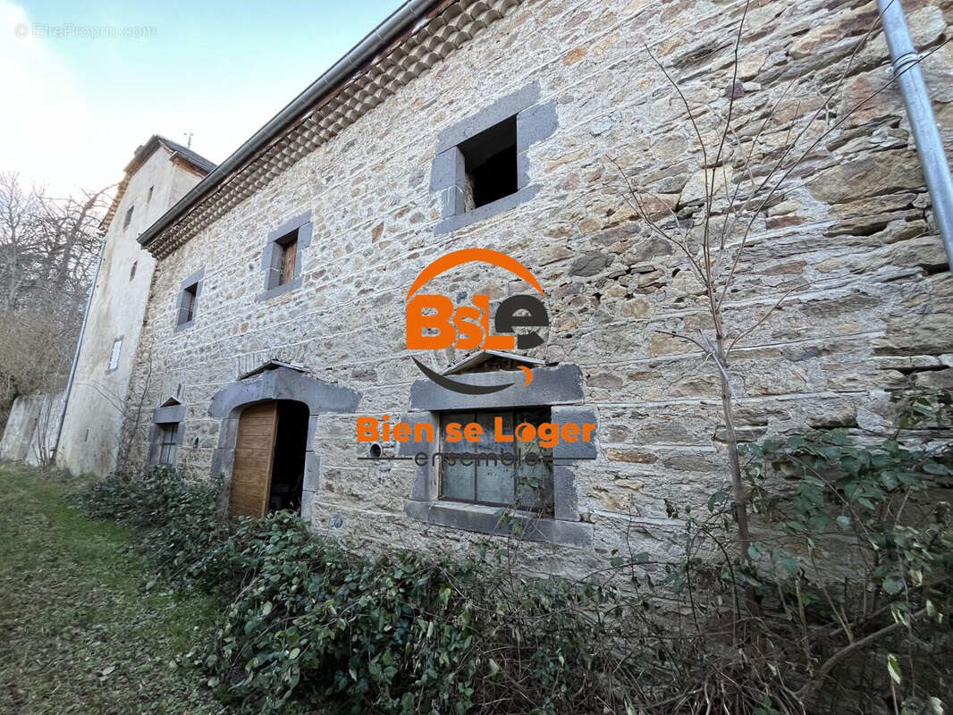 Maison à vendre, 58m², Védrines-Saint-Loup