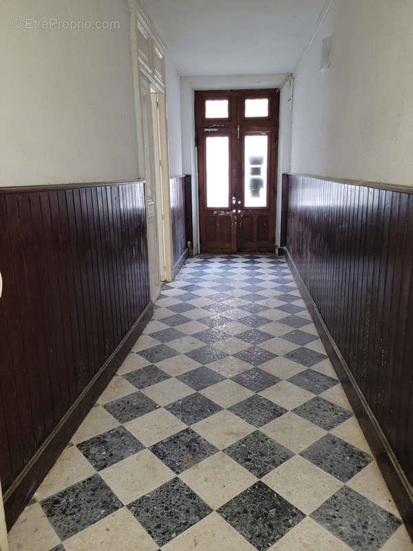 Appartement à vendre, 498m², Mirande