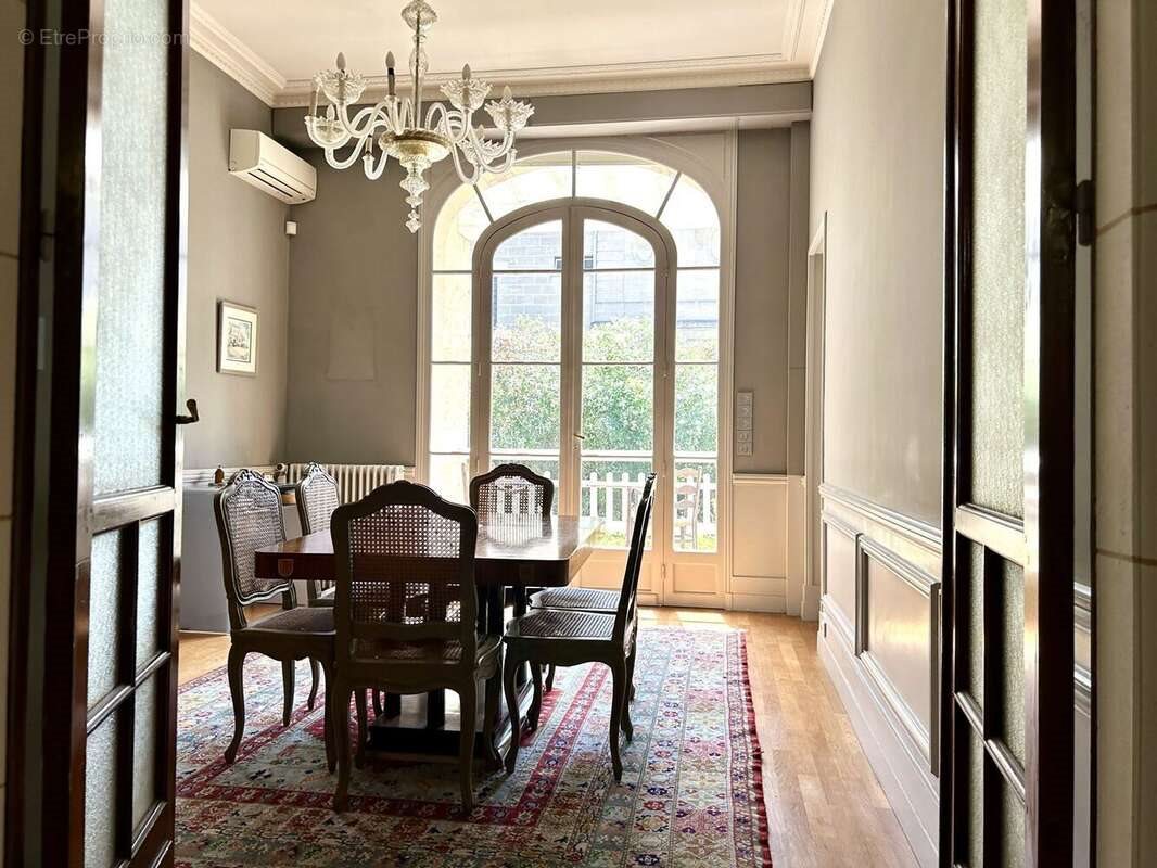 Maison à vendre, 300m², Bordeaux