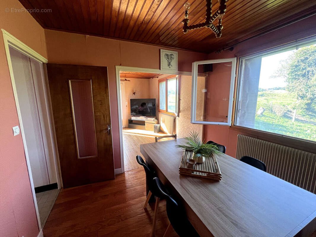 Maison à vendre, 220m², Ouhans