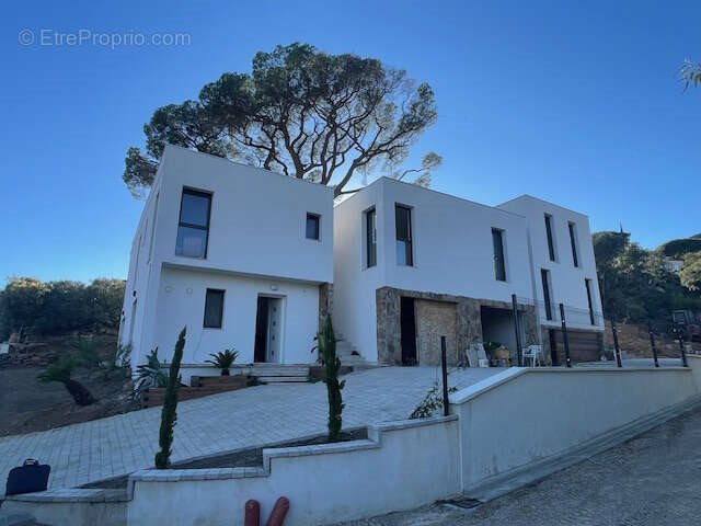 Maison à vendre, 77m², Cavalaire-sur-Mer