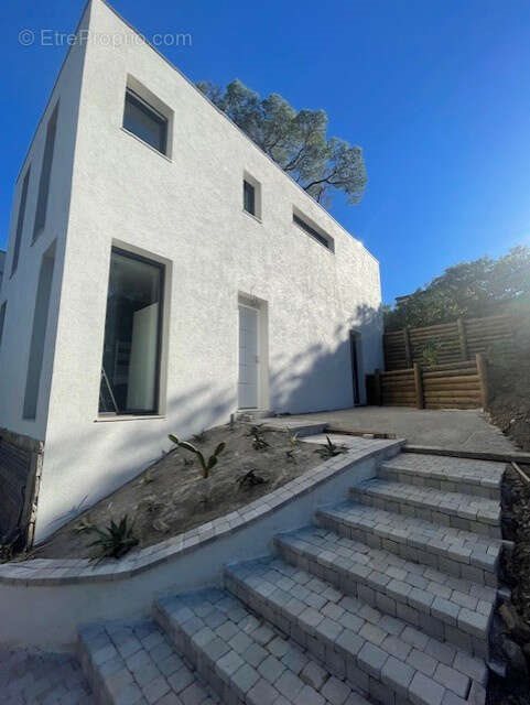 Maison à vendre, 77m², Cavalaire-sur-Mer