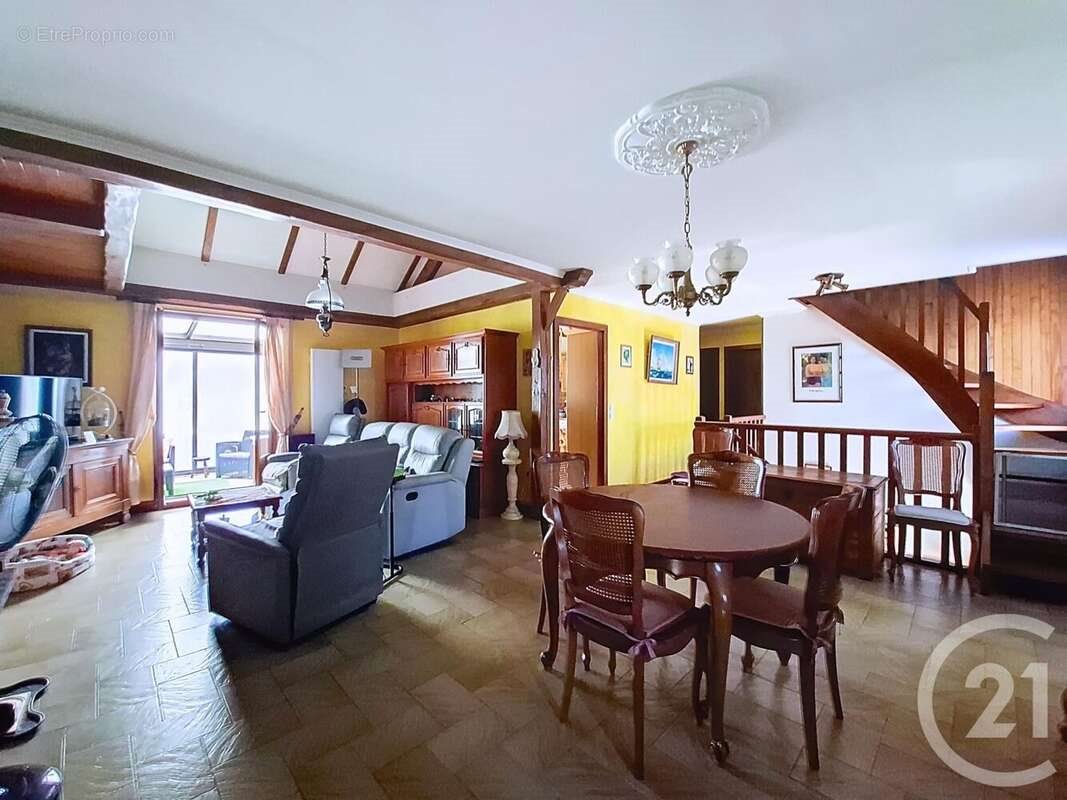 Maison à vendre, 217m², Reims