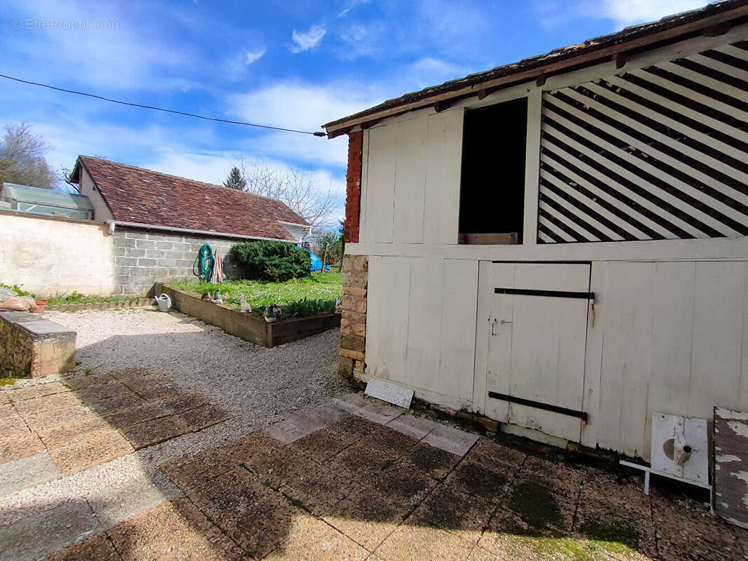 Maison à vendre, 70m², Lanouaille