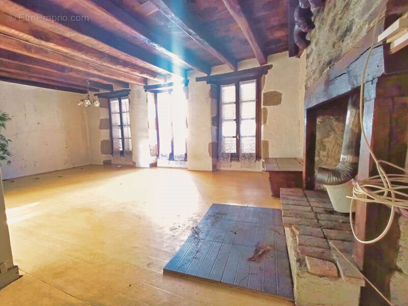 Maison à vendre, 150m², Pleaux