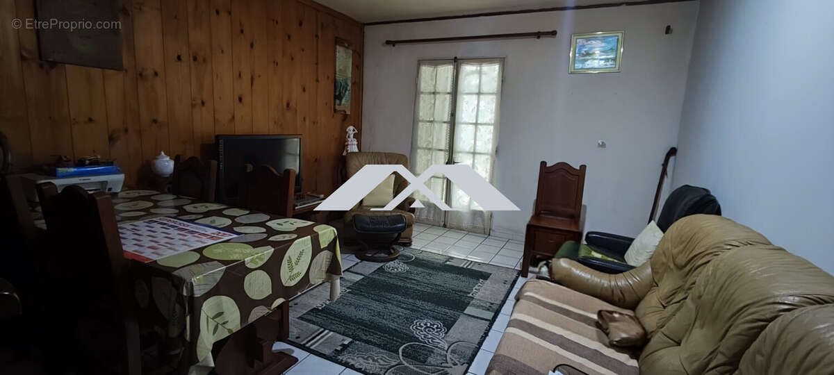 Appartement à vendre, 383m², Le Tampon