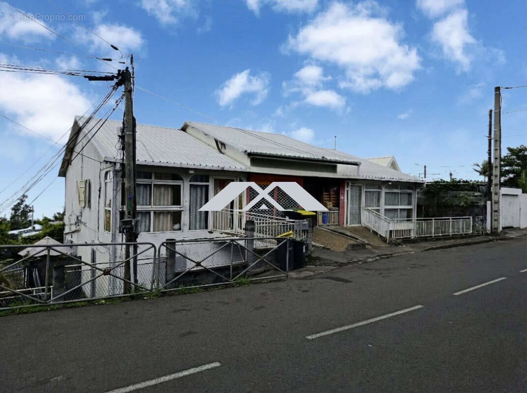 Appartement à vendre, 383m², Le Tampon