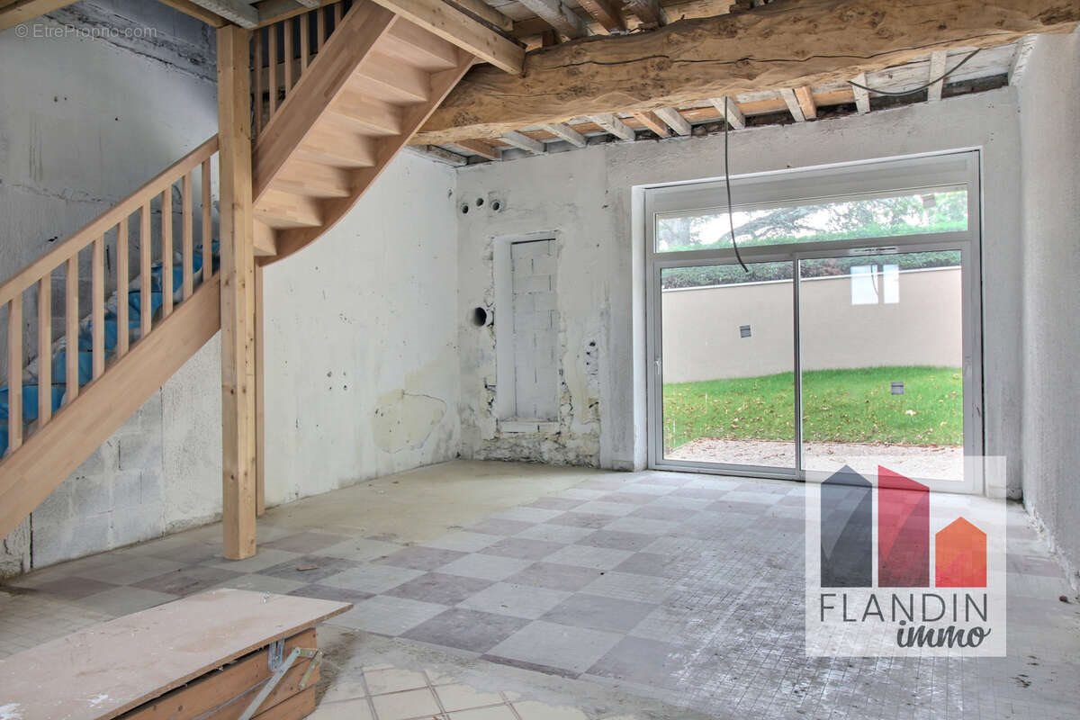 Appartement à vendre, 126m², Soucieu-en-Jarrest