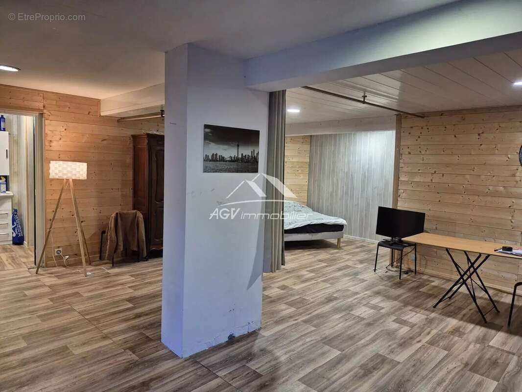 Maison à vendre, 750m², Alès