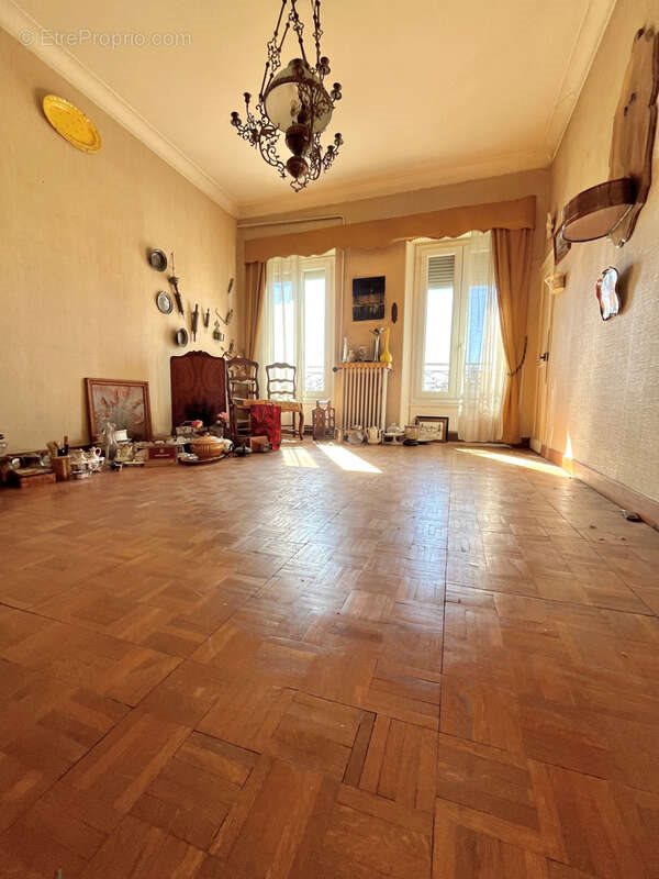 Appartement à vendre, 85m², Nîmes