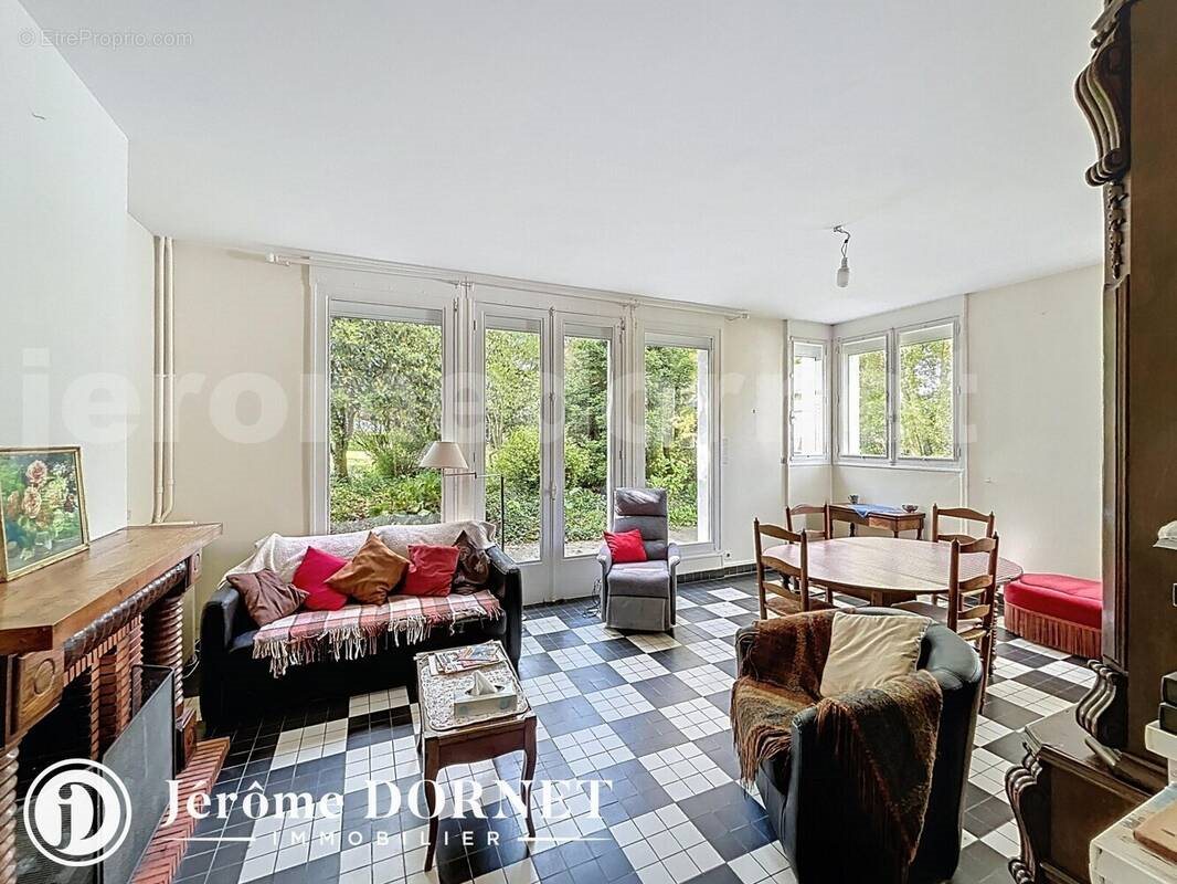 Maison à vendre, 187m², Grandvilliers