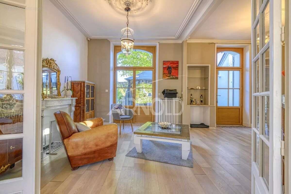 Maison à vendre, 218m², Nantes