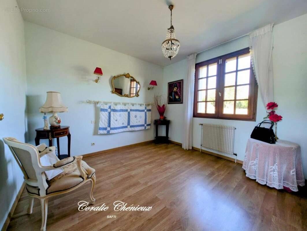 Maison à vendre, 127m², Saignes