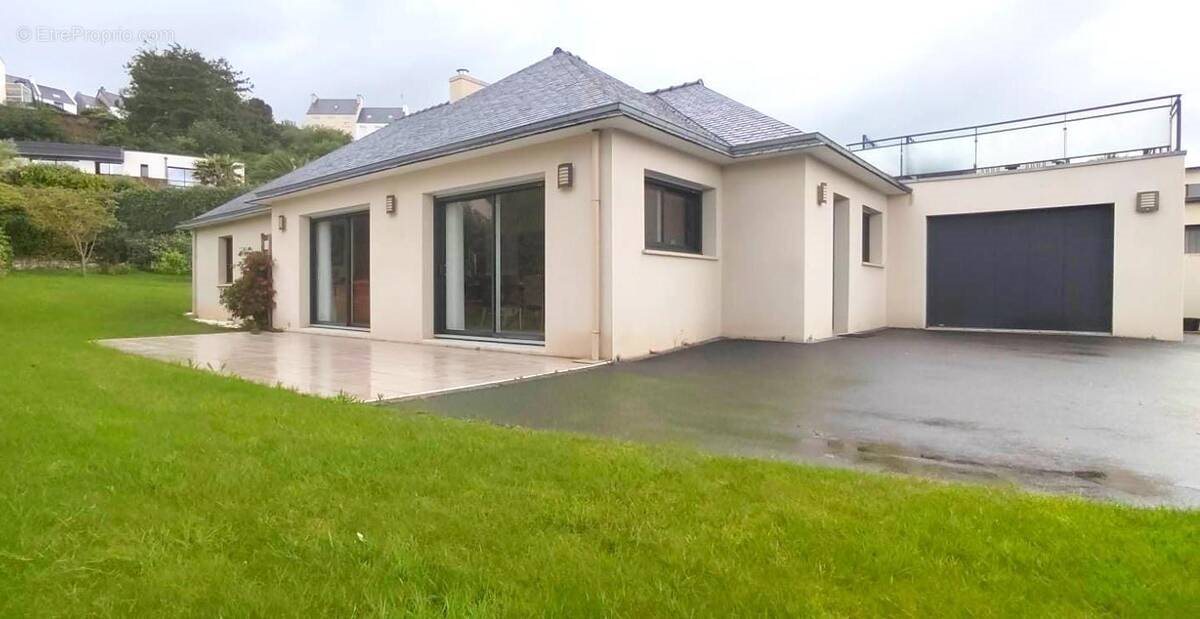 Maison à vendre, 126m², Saint-Pol-de-Léon