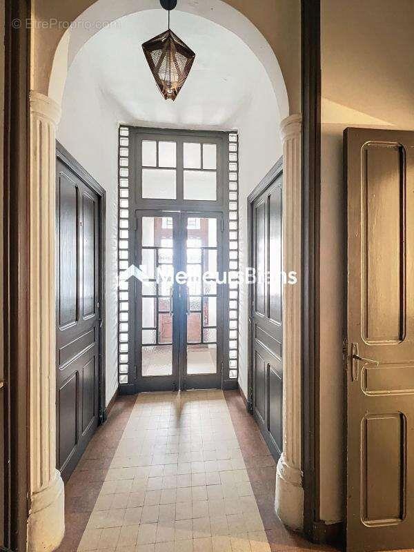 Appartement à vendre, 210m², Joyeuse