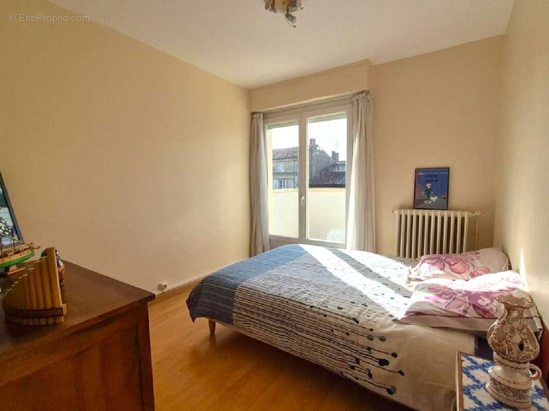 Appartement à vendre, 71m², Bordeaux
