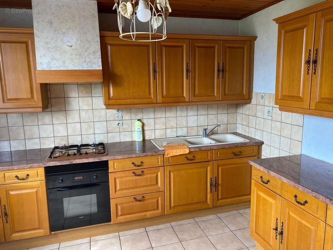 Maison à vendre, 95m², Aillianville