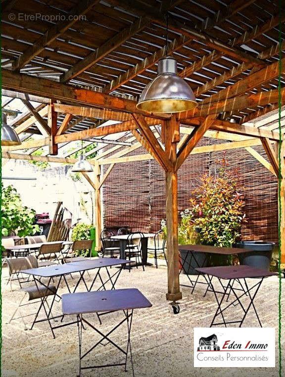 Appartement à vendre, 460m², Ruelle-sur-Touvre