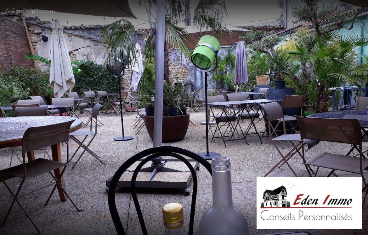 Appartement à vendre, 460m², Ruelle-sur-Touvre