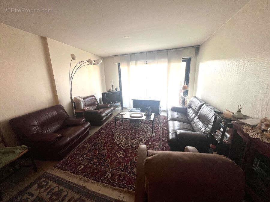 Appartement à vendre, 84m², Saint-Amand-les-Eaux