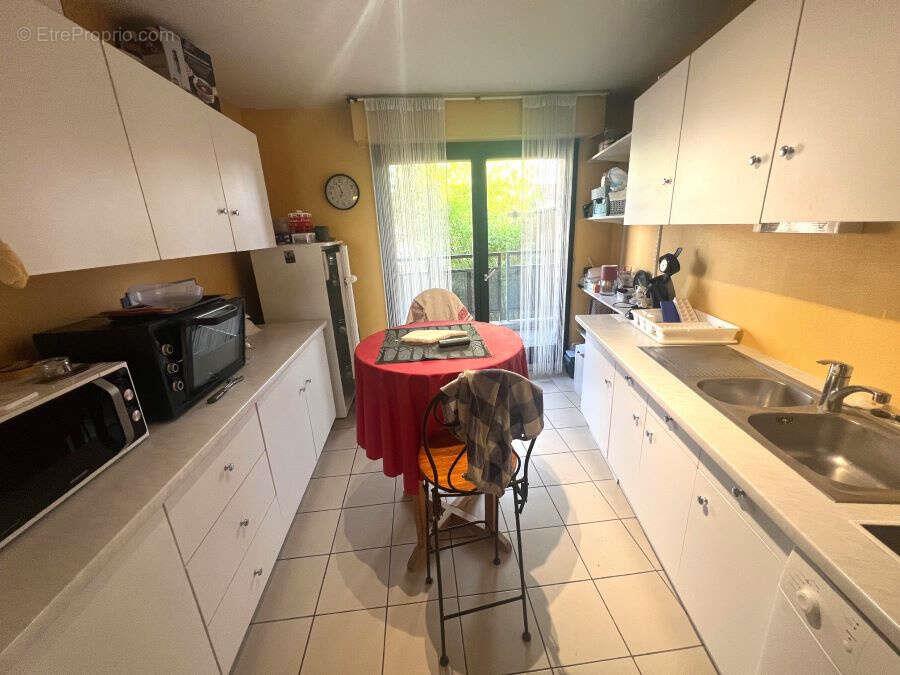 Appartement à vendre, 84m², Saint-Amand-les-Eaux