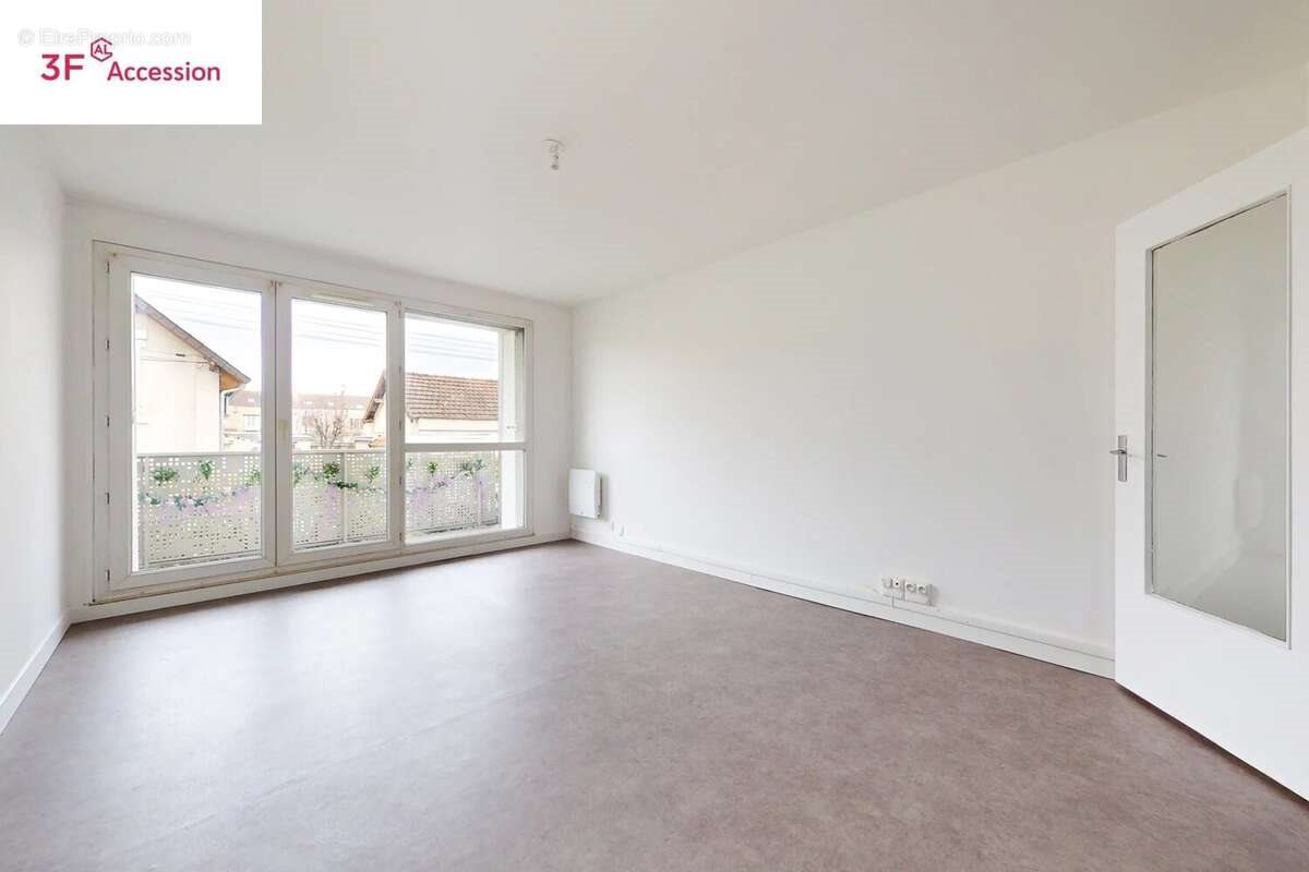 Appartement à vendre, 72m², Paray-Vieille-Poste